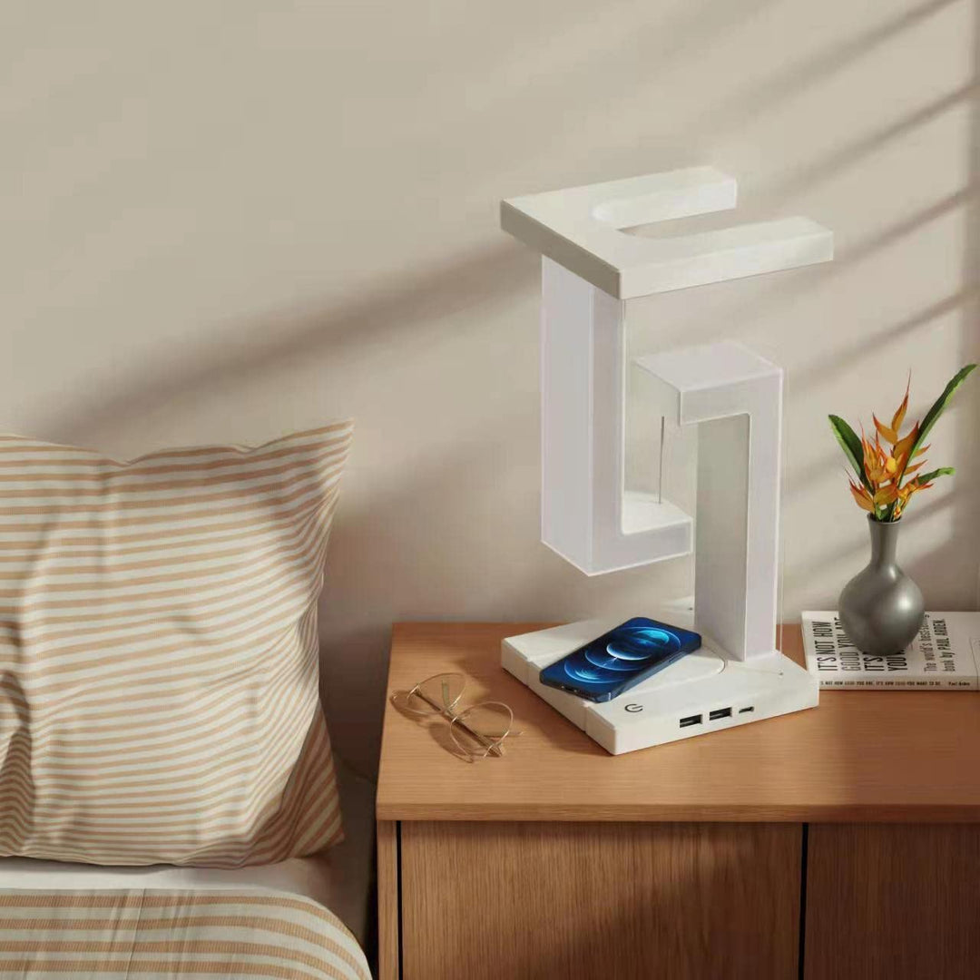 Tischlampe mit Wireless Charging